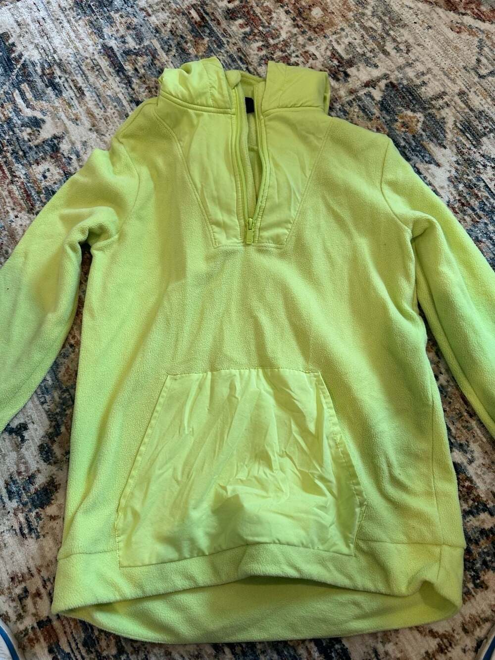 Hoodie All In Motion L (10-12) New